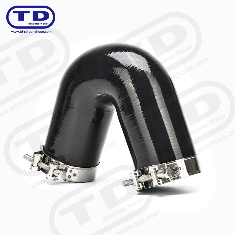 Manguera de codo de silicona de 135°